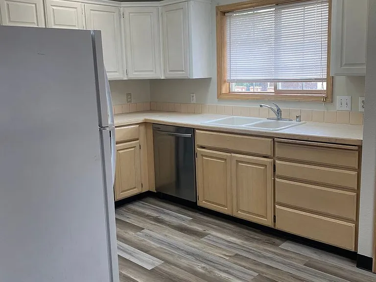7106 N Wiscomb Dr — Photo 4
