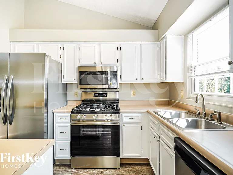 1408 Ginseng Dr — Photo 7