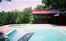 Pool & Poolhouse