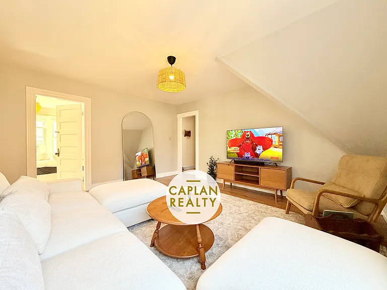 329 Norton St #O4 — Photo 7