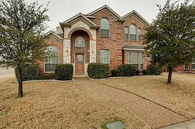 1st image of 9301 Woodhurst Dr