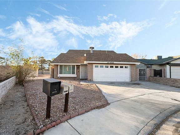 2nd image of 4878 Castle Rock Ct