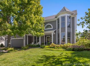 44 Marywood Trl, Wheaton, IL