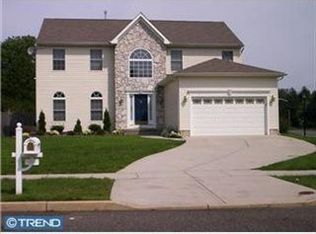 101 Bradley Ct, Laurel Springs, NJ 08021