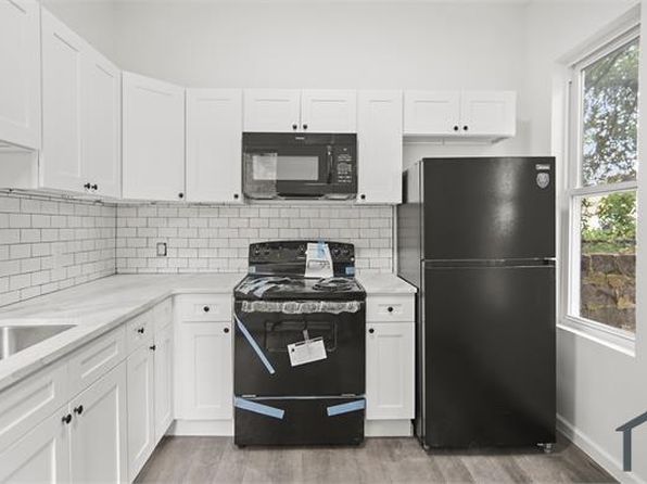 4635 Westminster Ave FLOOR 1