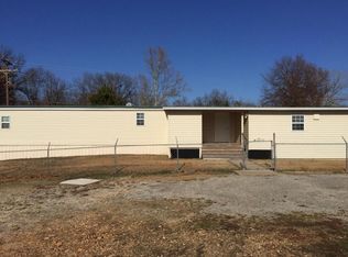 201 Anchor Ln, Grove, OK 74344