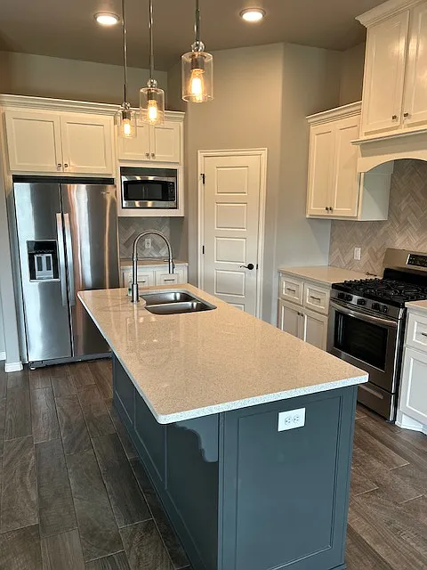 3 bed, 1550 sqft, $1,950 — Photo 4