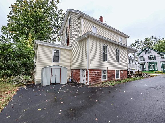 4th image of 18 Maple Street