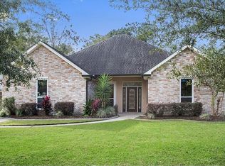 151 Oaklawn Ridge Ln, Saint Rose, LA 70087