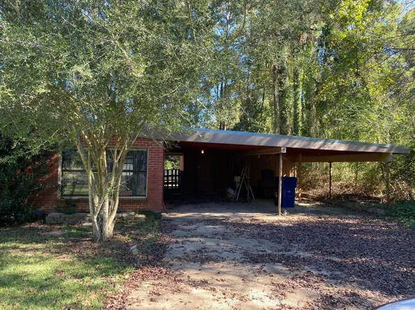 2983 Evergreen Ave, Camden, AR 71701