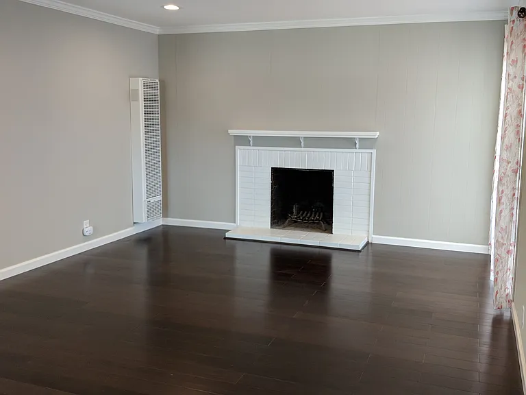 864 Alta Loma Dr — Photo 4