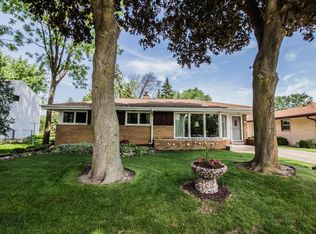 6124 W Cold Spring Rd, Greenfield, WI 53220