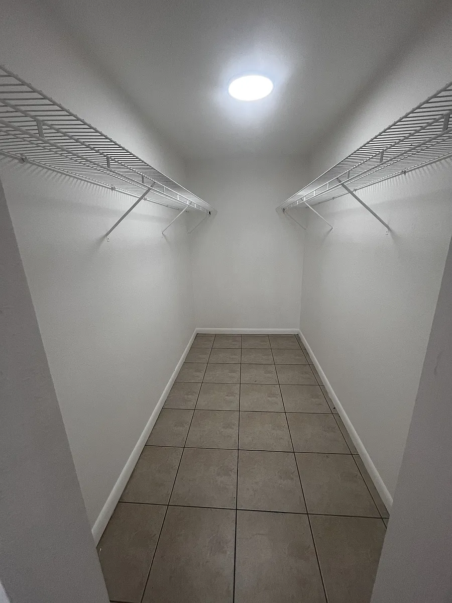Building Photo - 2944 NW 55th Ave #2B
