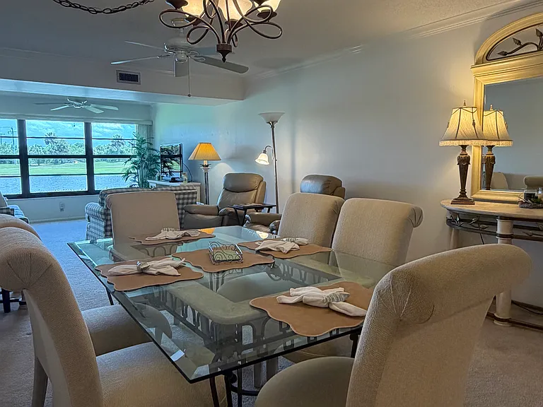 4 Plantation Dr #101 — Photo 9