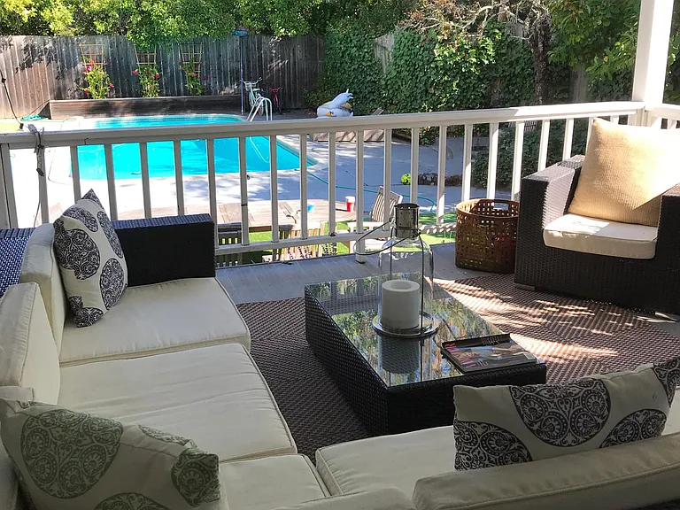 100 Shady Ln — Photo 7