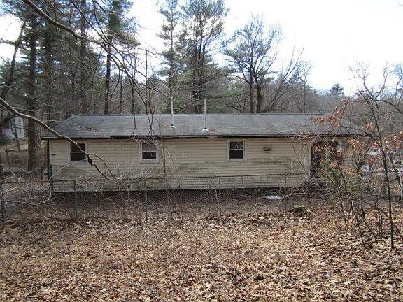 3rd image of 11 Bartlett Road