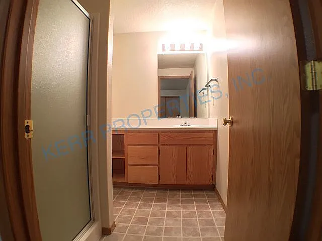 1232 NE 16th St — Photo 8