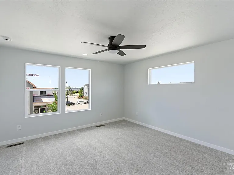 6905 S Spindlebush Ave — Photo 11