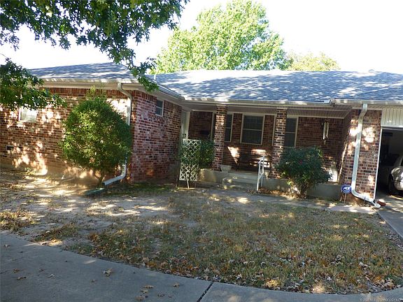 2nd image of 410 S 6th Ave