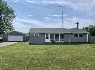 10408 55th Ave, Pleasant Prairie, WI 53158