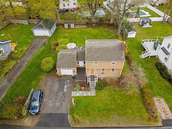 2nd image of 20 Fairmount St