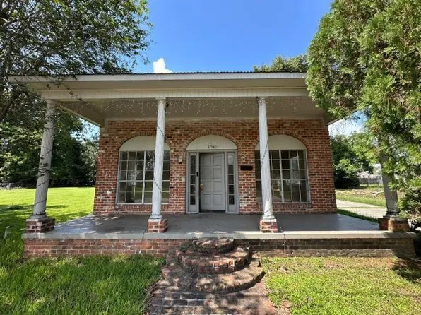 32540 Mayor Maurice Brown St, White Castle, LA 70788