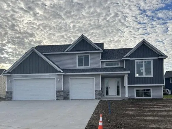 902 23rd Street Cir NE, Kasson, MN 55944