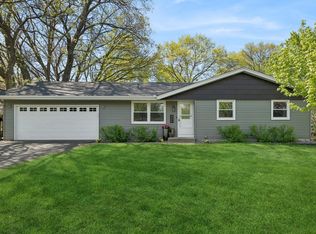 426 111th Ln NW, Coon Rapids, MN 55448