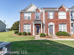 231 Spring Crossing Cir, Greer, SC 29650