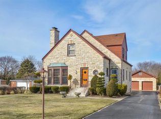 2680 Western Ave, Highland Park, IL