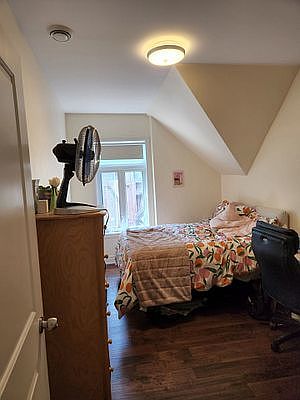 2nd image of 101 Bedford Rd
