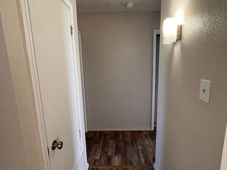 Echols 1500 - Sedona Apartments — Photo 23