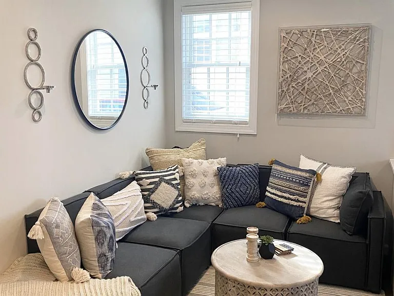 209 Church St SE #1 — Photo 5