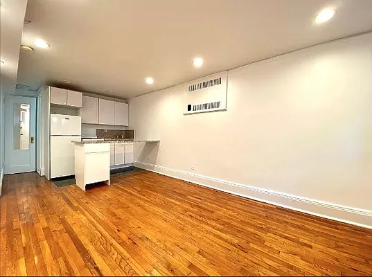 Rented by Corcoran | media 9