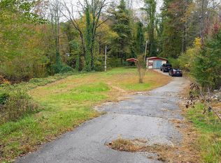 173 Charlie Sizemore Rd, Manchester, KY 40962