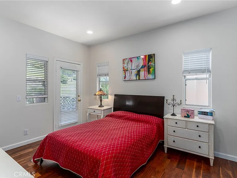 7371 Westcliff Dr — Photo 36