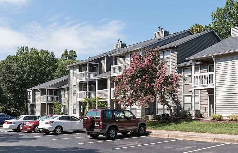 River Vista Apartments — Photo 24