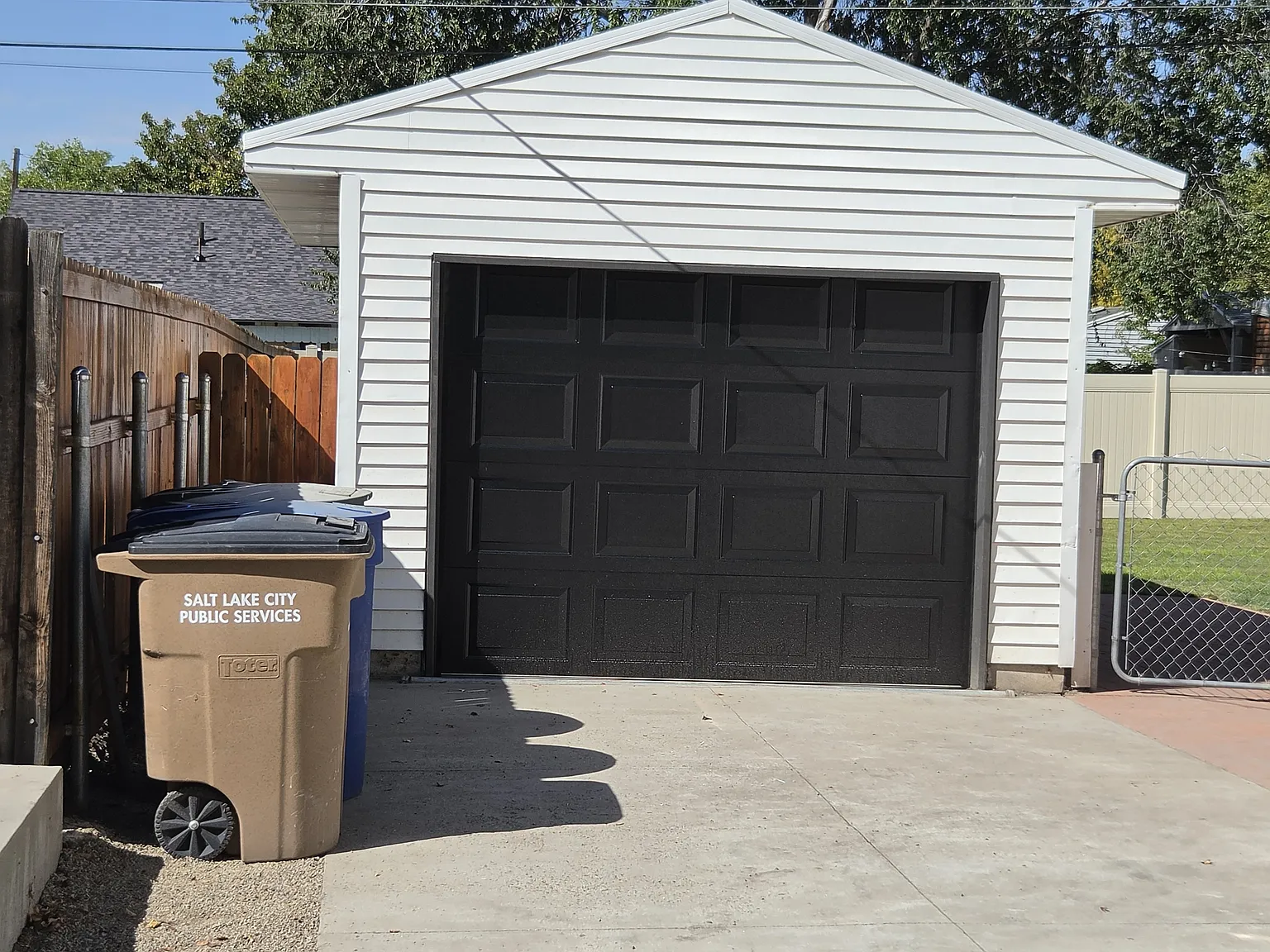 2 bed, 1240 sqft, $2,150 — Photo 3