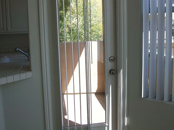 4th image of 557 W Summerfield Cir