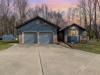 881 S Romanda St, Midland, MI, 48640