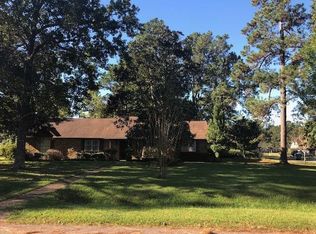 1529 Lindenwood Dr, Orange, TX 77630