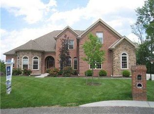 321 Buckingham Dr, Venetia, PA 15367