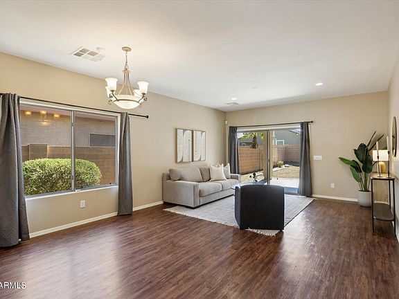 3rd image of 36977 W MONDRAGONE Lane