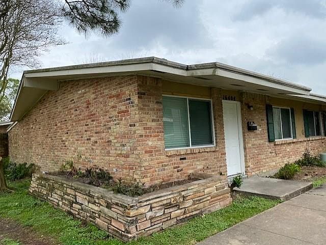 1st image of 16406 Diana Ln