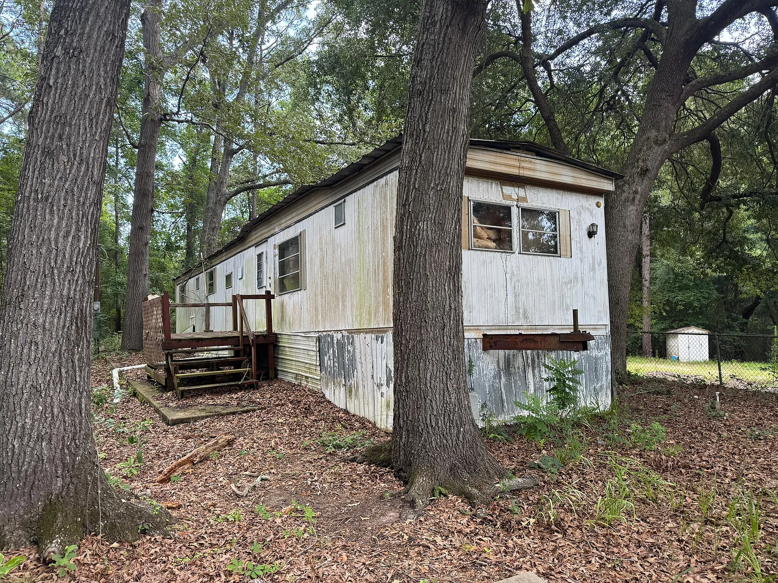 2 bed, 700 sqft, $1,000 — Photo 2