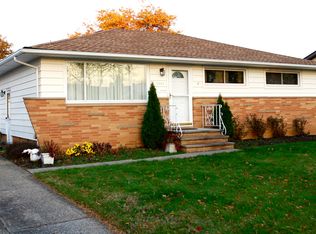 6883 Revere Rd, Parma Heights, OH 44130