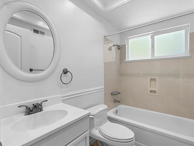 635 Abrigo Ct — Photo 7