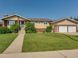3908 E 39 Street Close, Ponoka, AB T4J 1A9