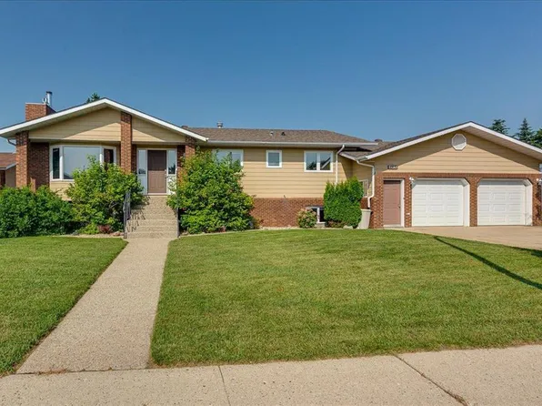 3908 E 39 Street Close, Ponoka, AB T4J 1A9