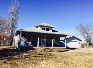 115 N 6th St, New Strawn, KS 66839